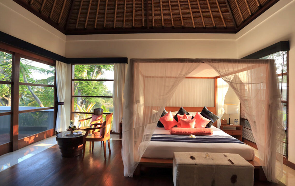 11-luxurylombokvillas-thejiwa-bedroom-Bahagia