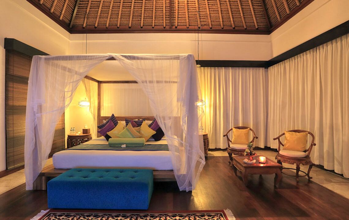 17-luxurylombokvillas-thejiwa-bedroom-Damai