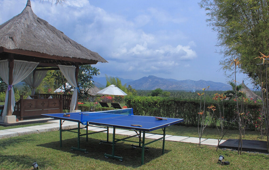 33-luxurylombokvillas-thejiwa-ping-pong-in-the-garden-