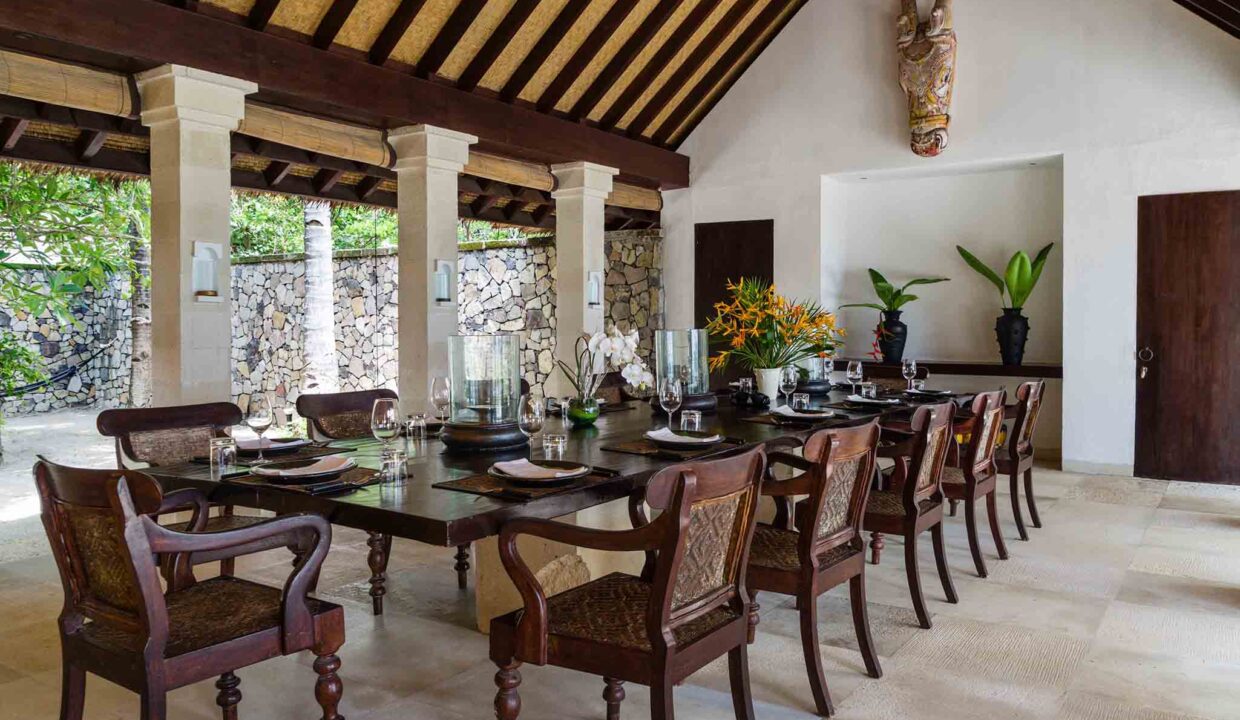 luxury lombok villas Sira Beach House - Dining area