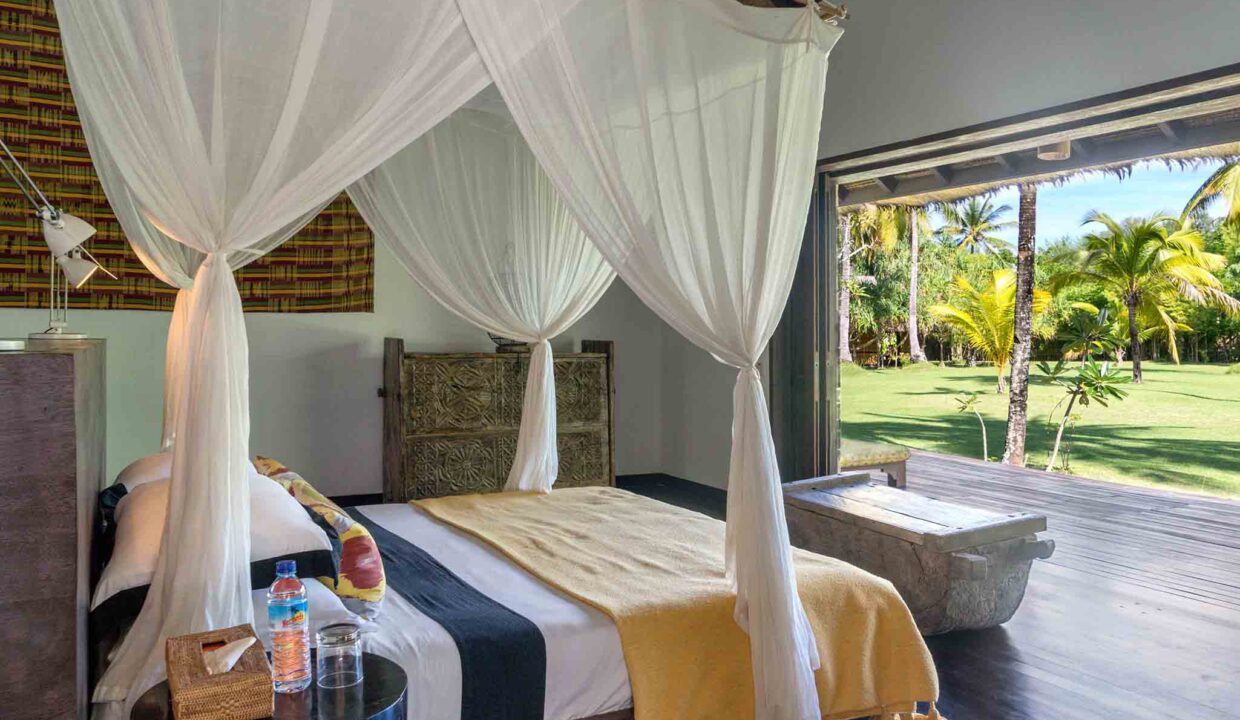 luxury lombok villas Sira Beach House - Garden pavilion one breathtaking view