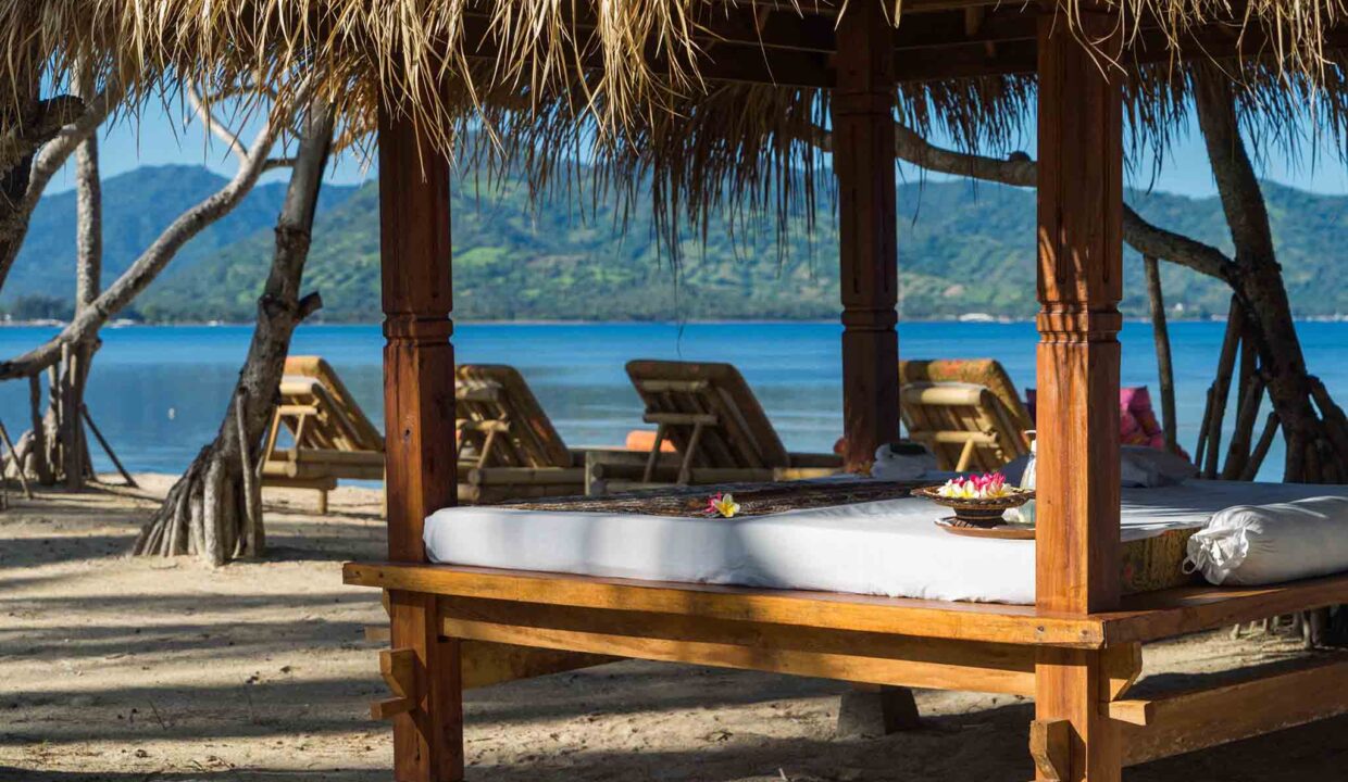 luxury lombok villas Sira Beach House - Tropical vibes
